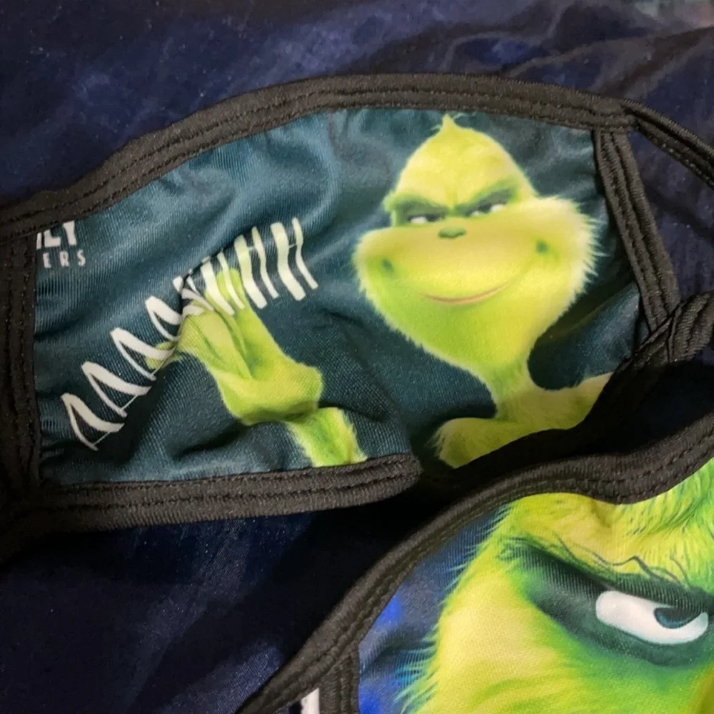 6/$20 New set/2 Grinch face masks